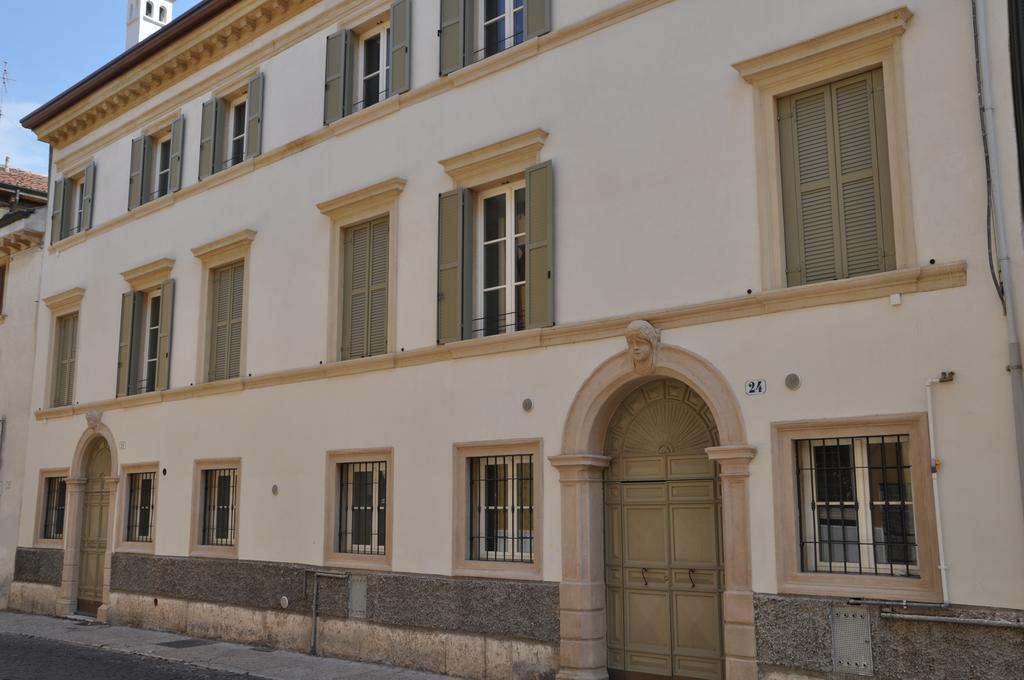 Verona White Lodge Dış mekan fotoğraf